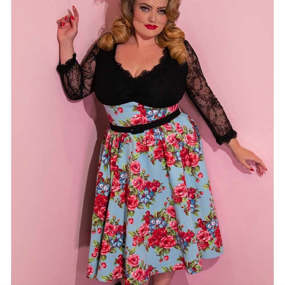 Romantique Swing Dress in Vintage Blue and Red Roses 4x NWT